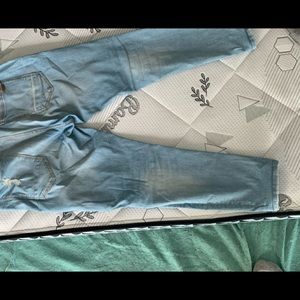 Pull&Bear Ripped Jeans